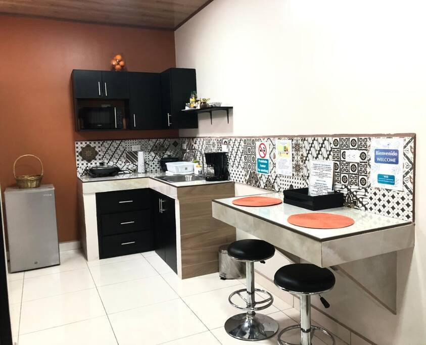 Appartamento Departamento H Gonzalez 2 Alajuela Esterno foto